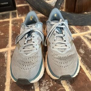 Women’s Hoka One One Arahi 5 Blue Fog W Size 7.5 B Running Jogging Athletic